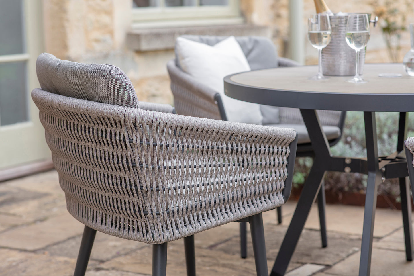 Bramblecrest Mauritius 4 Seater Set