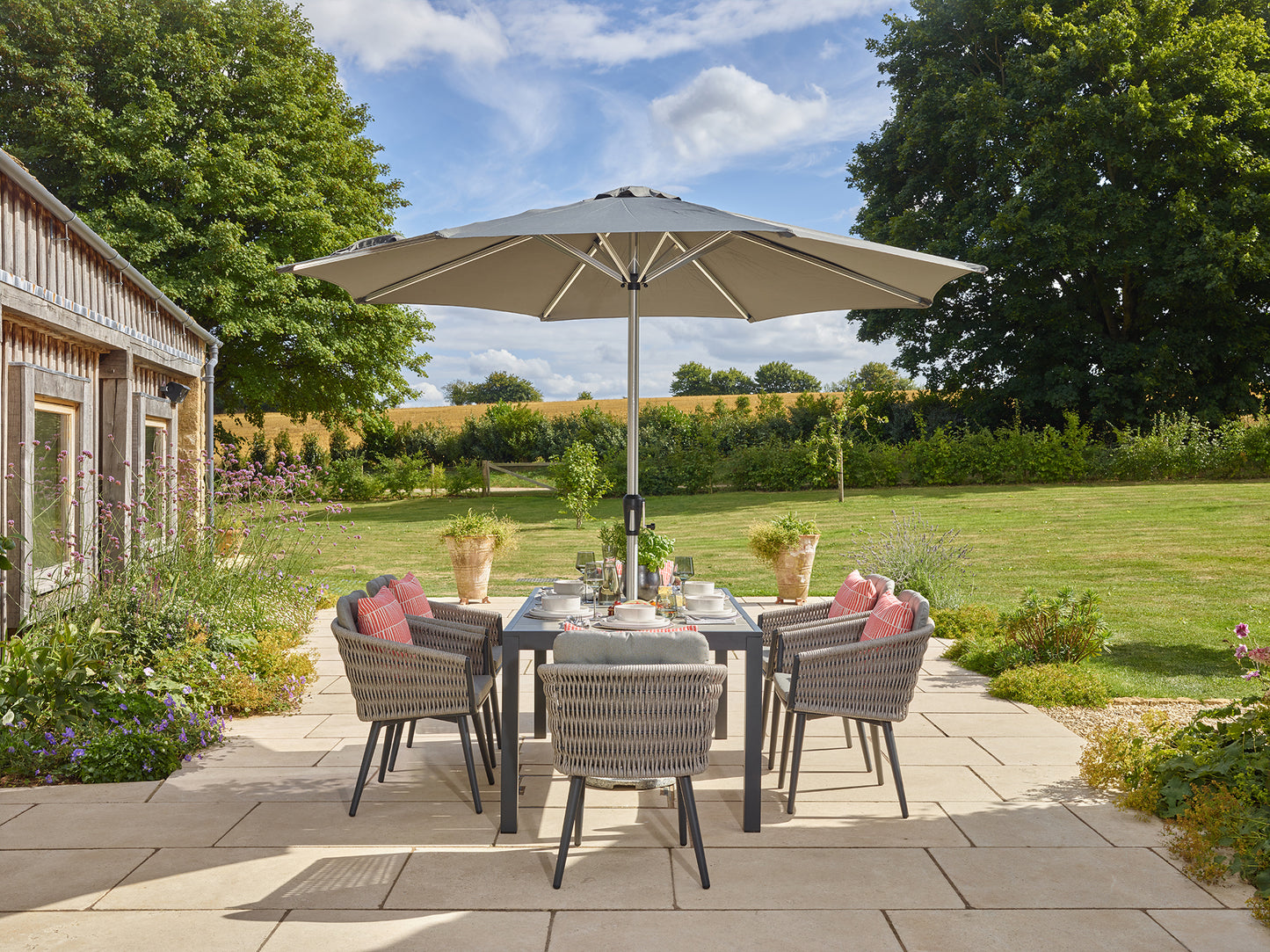 Bramblecrest Mauritius 6 Seater Set