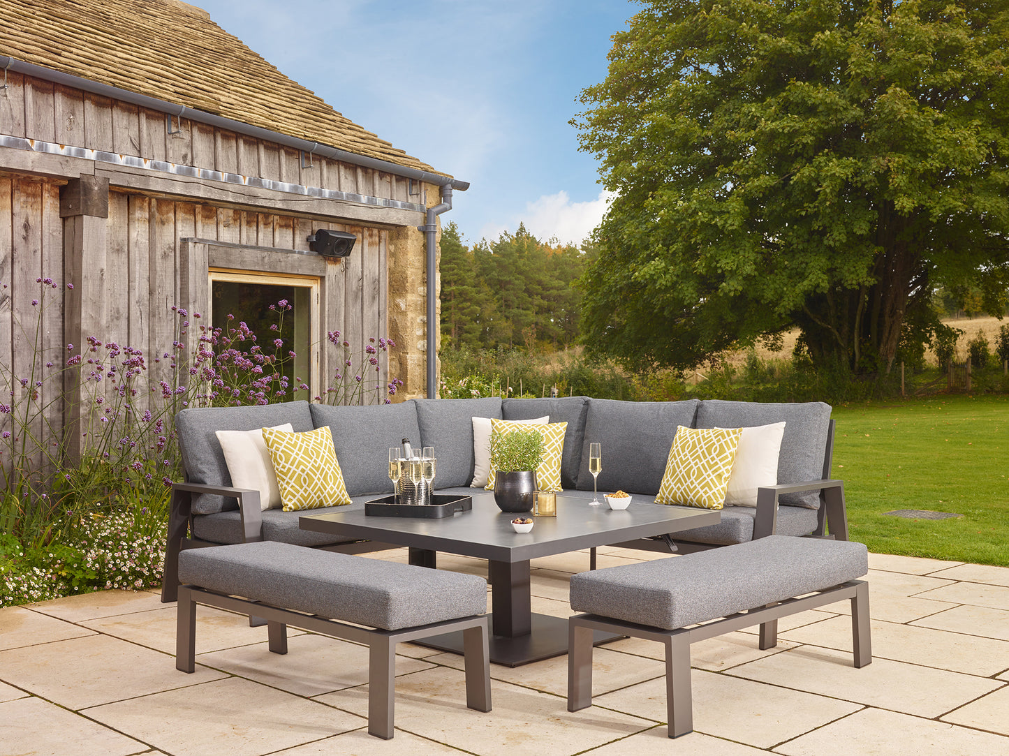 Bramblecrest Amsterdam Square Modular Set