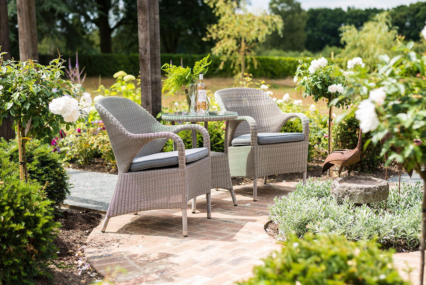 4 Seasons Outdoor Sussex Bistro Set