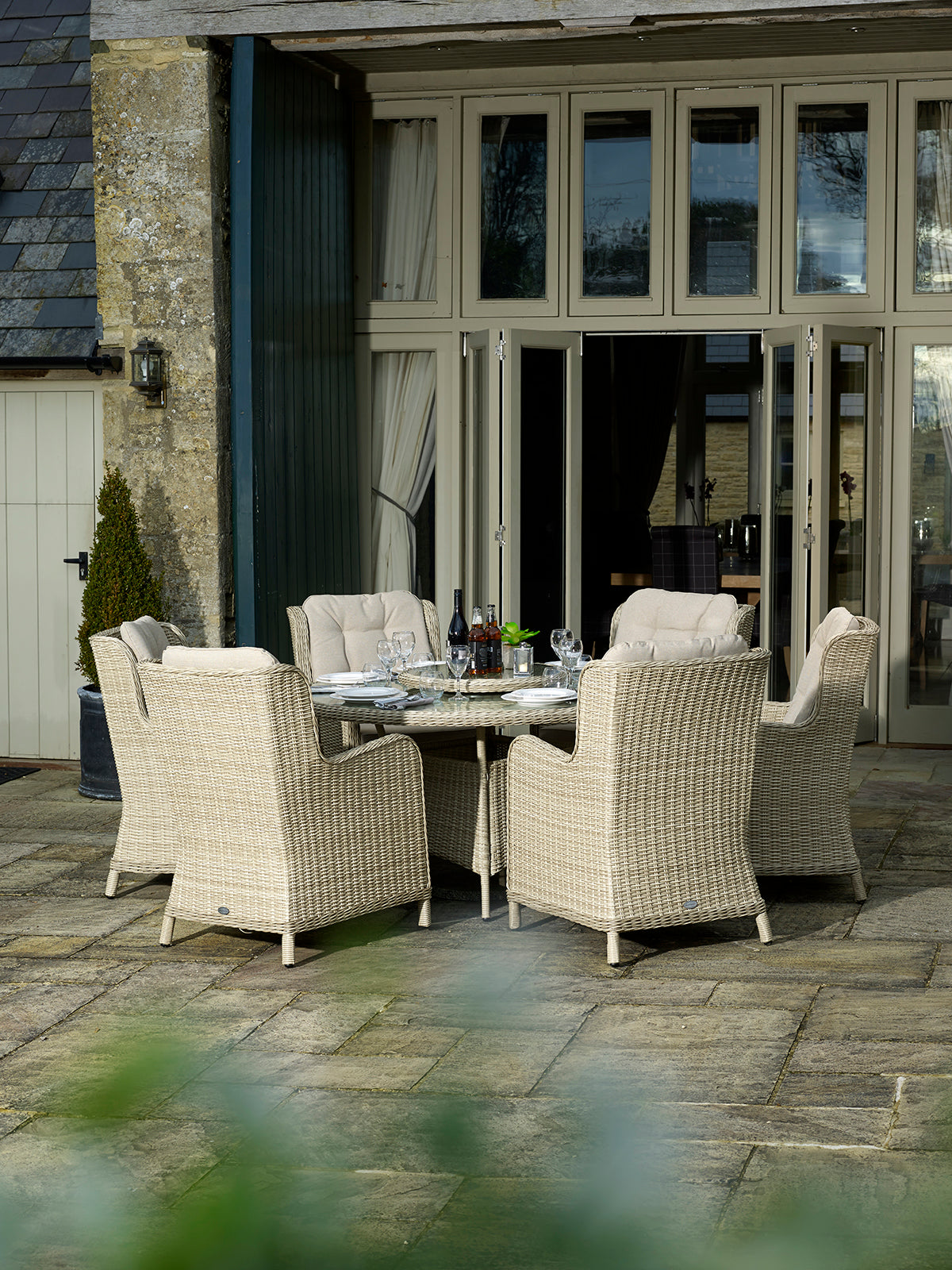 Bramblecrest Chedworth 6 Seater Set