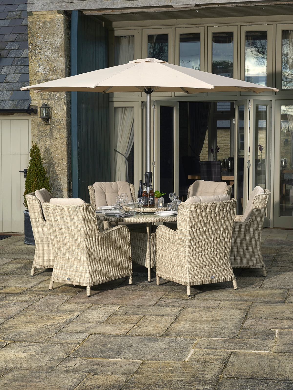 Bramblecrest Chedworth 6 Seater Set