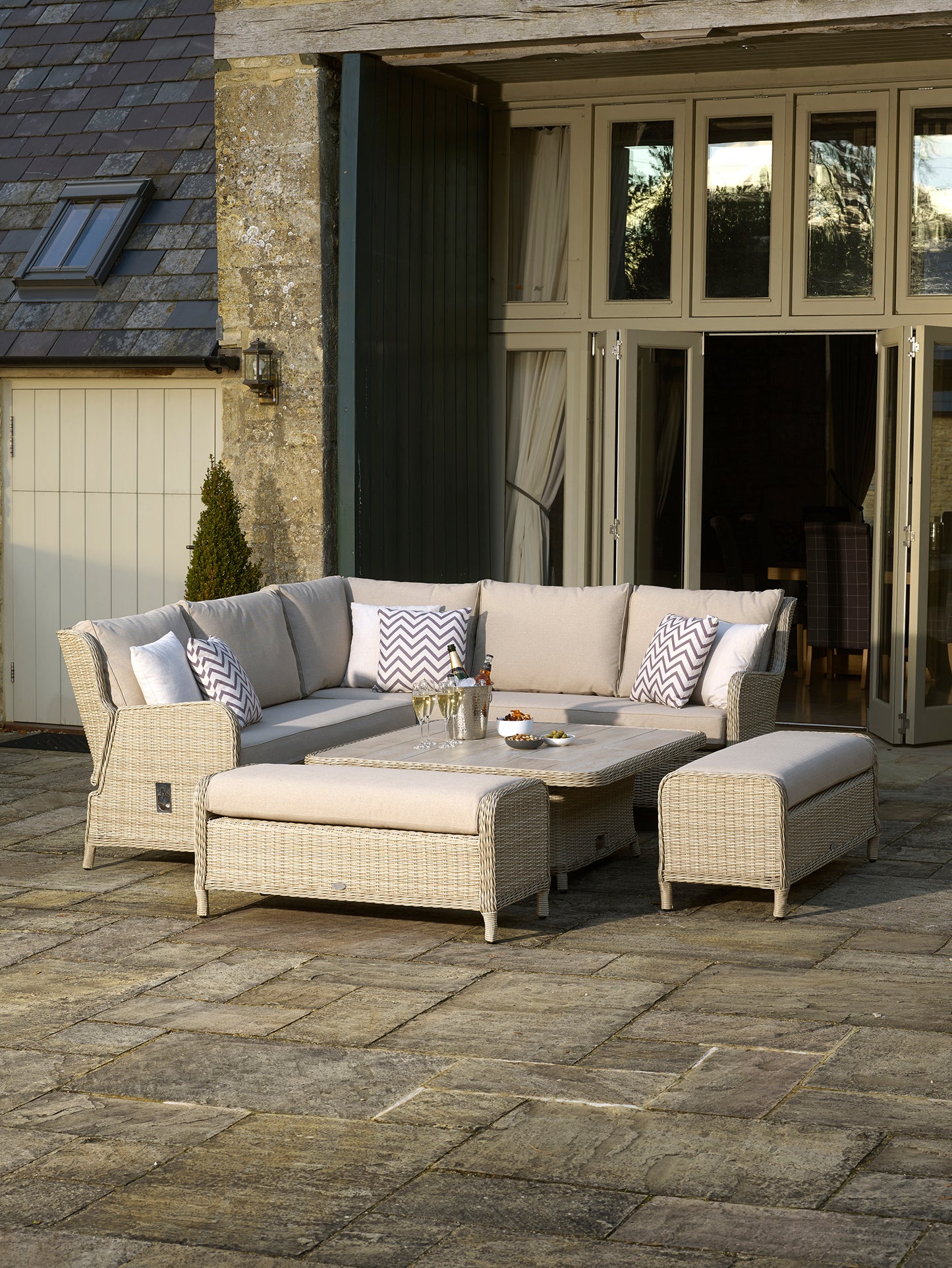 Bramblecrest Chedworth Reclining Square Modular Set