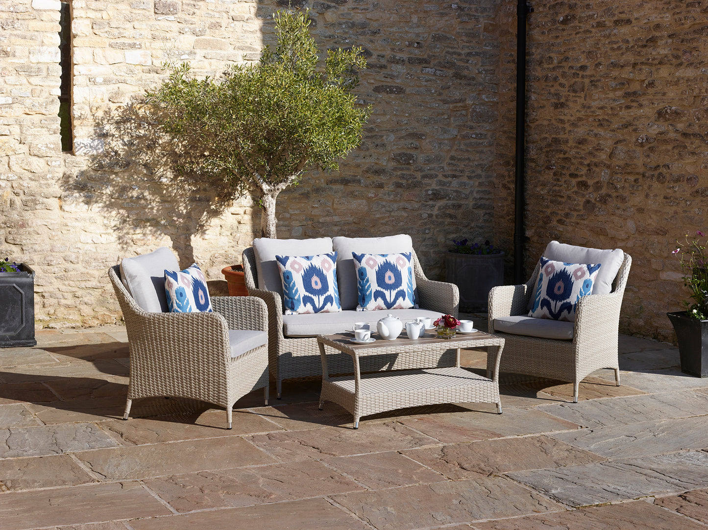 Bramblecrest Tetbury Deluxe 2 Seat Sofa Set