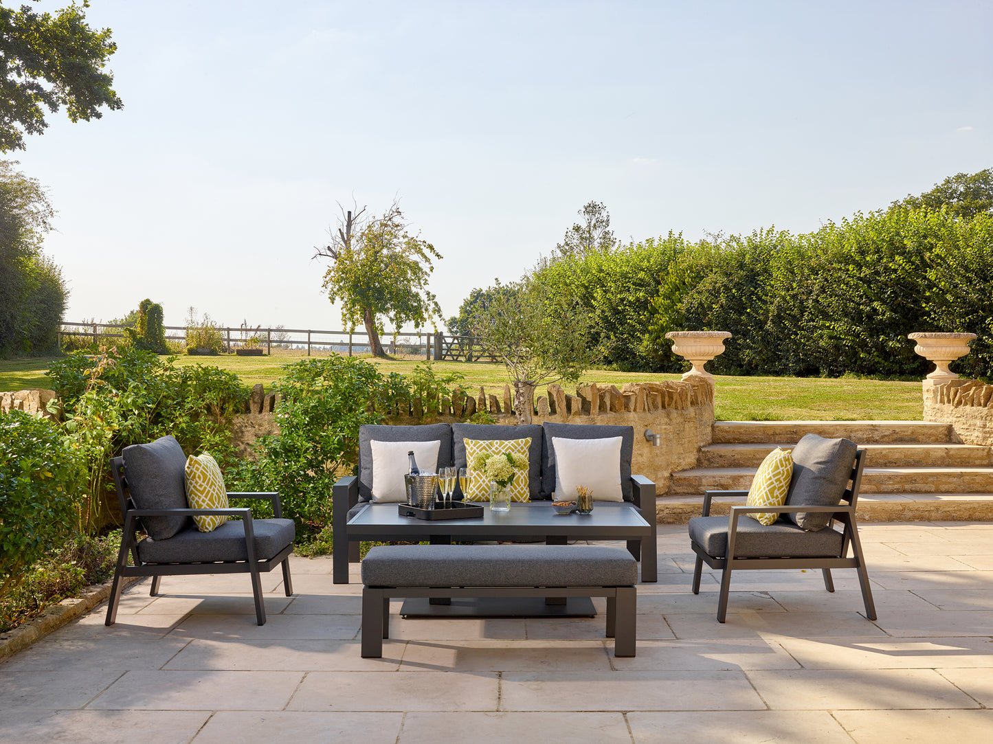 Bramblecrest Amsterdam Adjustable Lounge Dining Set