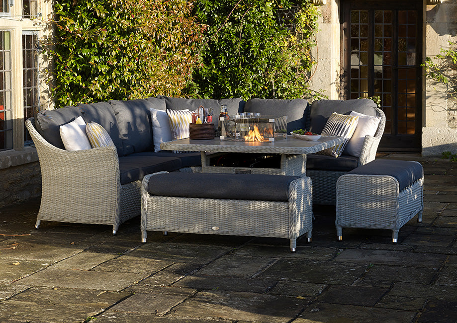 Bramblecrest Monterey Square Modular Dining Set with Firepit