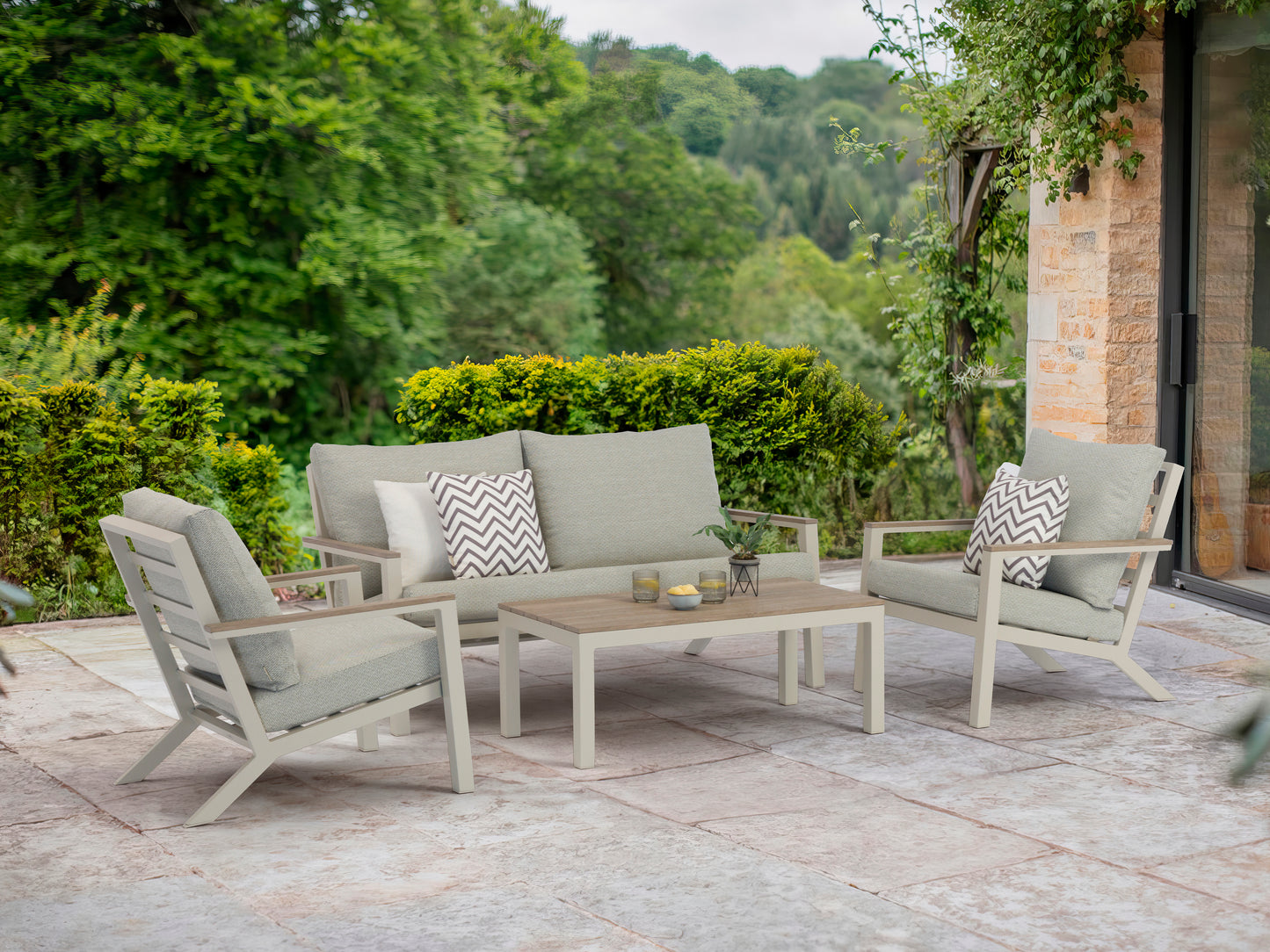 Bramblecrest Zurich 2 Seat Sofa Set